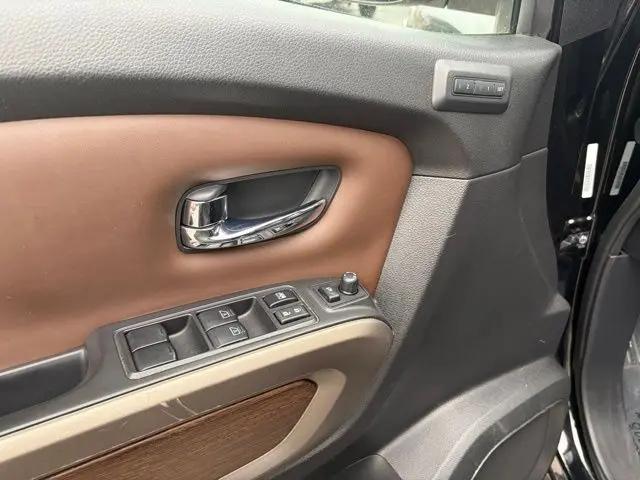 2021 Nissan Titan Crew Cab Platinum Reserve 4x4