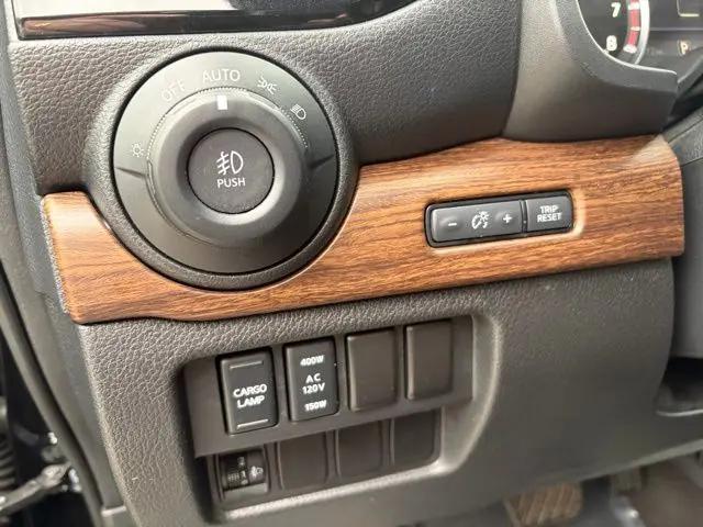 2021 Nissan Titan Crew Cab Platinum Reserve 4x4