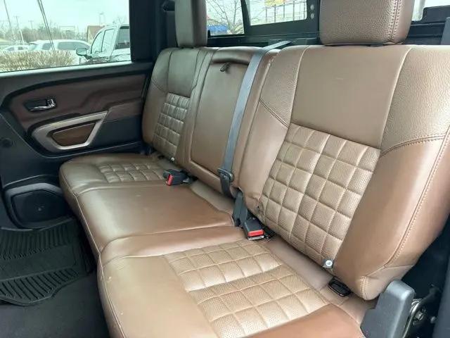 2021 Nissan Titan Crew Cab Platinum Reserve 4x4