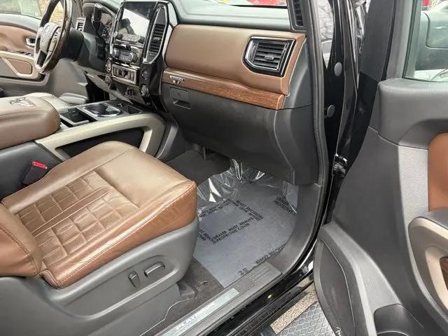 2021 Nissan Titan Crew Cab Platinum Reserve 4x4