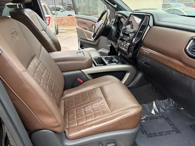 2021 Nissan Titan Crew Cab Platinum Reserve 4x4