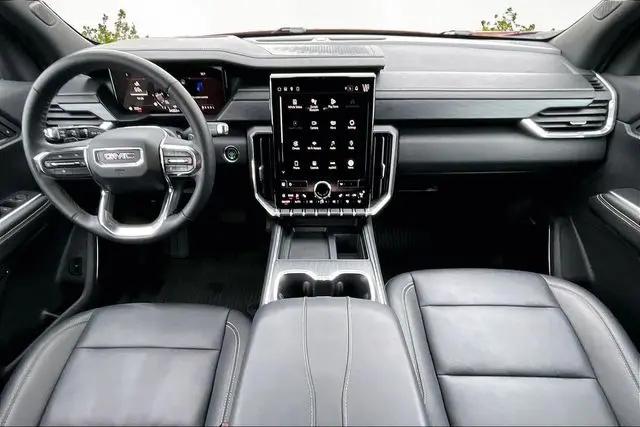2024 GMC Acadia FWD Elevation