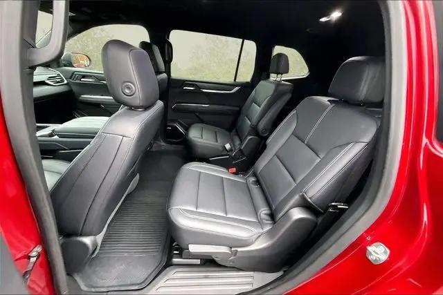 2024 GMC Acadia FWD Elevation