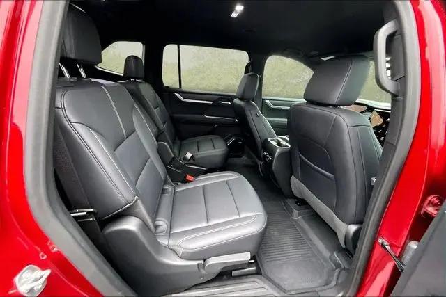 2024 GMC Acadia FWD Elevation