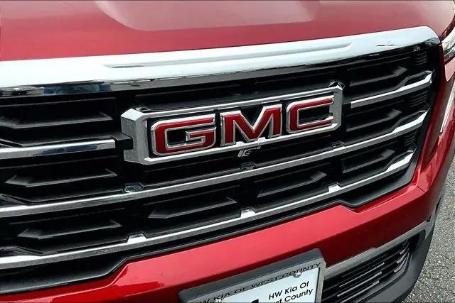 2024 GMC Acadia FWD Elevation