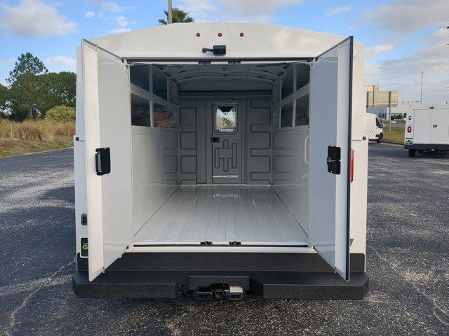 2025 Ford Transit Cutaway Unknown