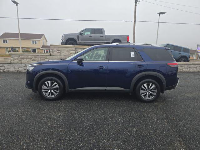 2023 Nissan Pathfinder SL 4WD 2023 Nissan Pathfinder SL 4WD