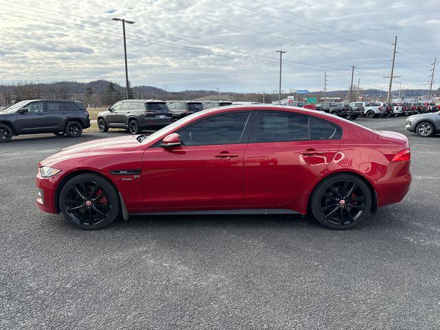 2017 Jaguar XE 35t R-Sport