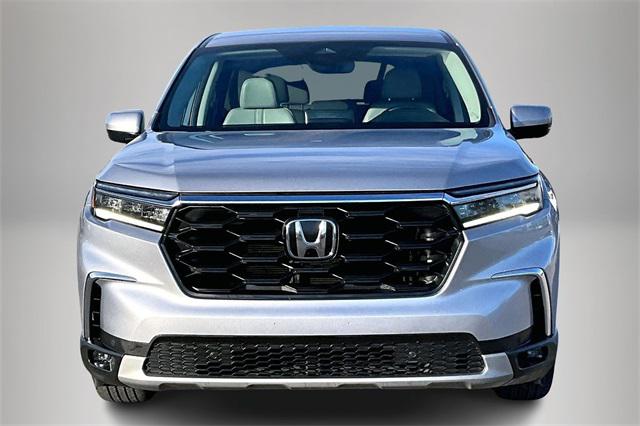 2023 Honda Pilot 2WD EX-L 8 Passenger