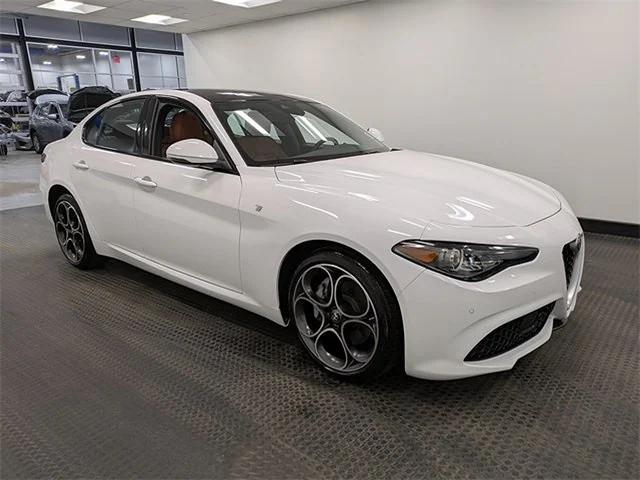 2022 Alfa Romeo Giulia Ti AWD