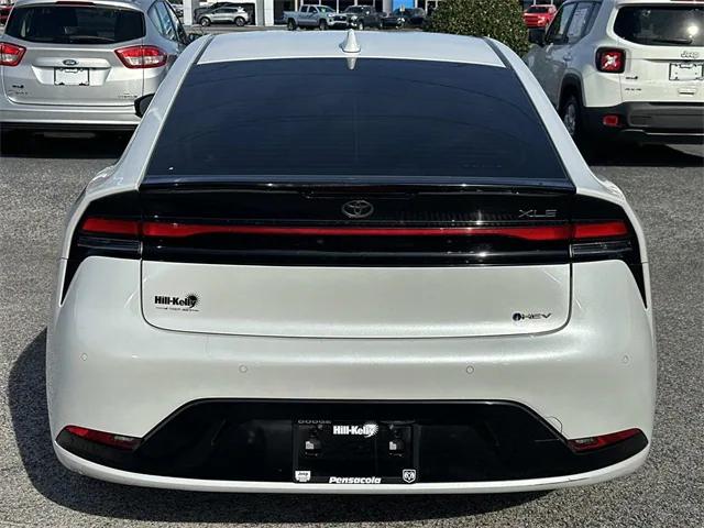 2023 Toyota Prius LE