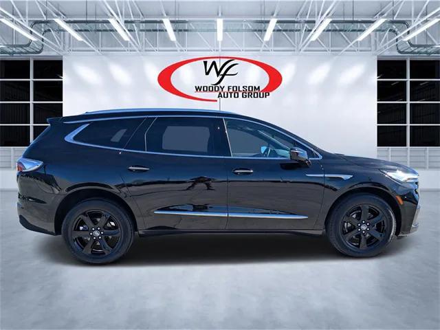 2024 Buick Enclave Essence FWD 2024 Buick Enclave Essence FWD