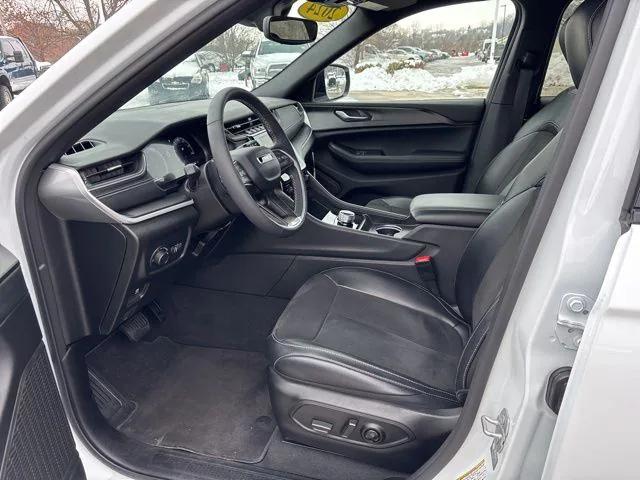 2024 Jeep Grand Cherokee L Altitude 4x4 2024 Jeep Grand Cherokee L Altitude 4x4