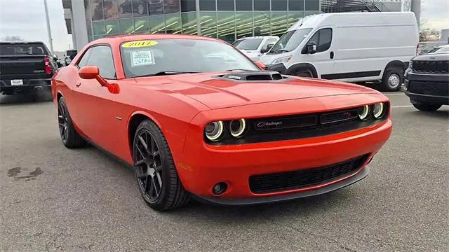 2017 Dodge Challenger R/T Plus Shaker