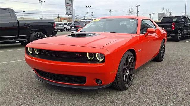 2017 Dodge Challenger R/T Plus Shaker