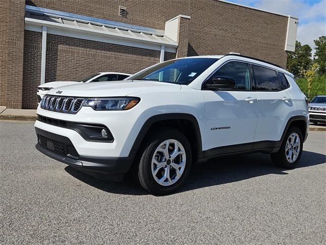 2025 Jeep Compass Latitude 4x4 2025 Jeep Compass Latitude 4x4