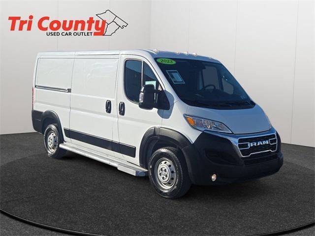 2023 RAM ProMaster 2500 Cargo Van Low Roof 136 WB 2023 RAM ProMaster 2500 Cargo Van Low Roof 136 WB