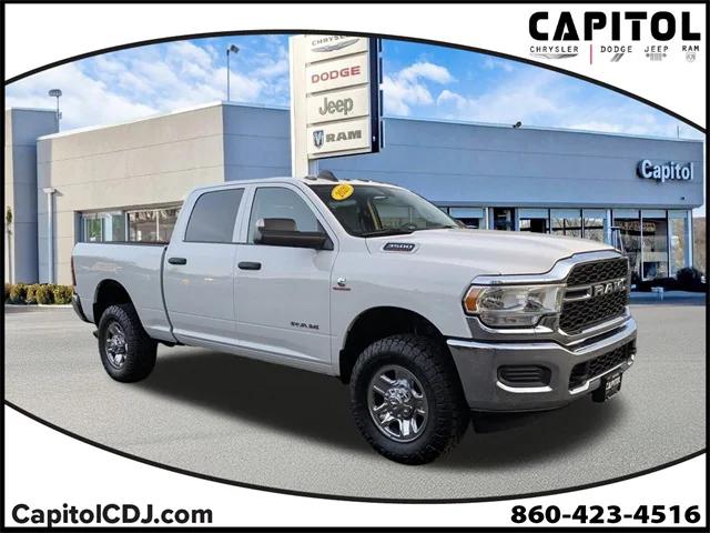 2020 RAM 3500 Tradesman Crew Cab 4x4 64 Box