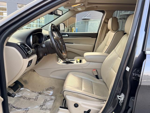 2021 Jeep Grand Cherokee Overland 4X2