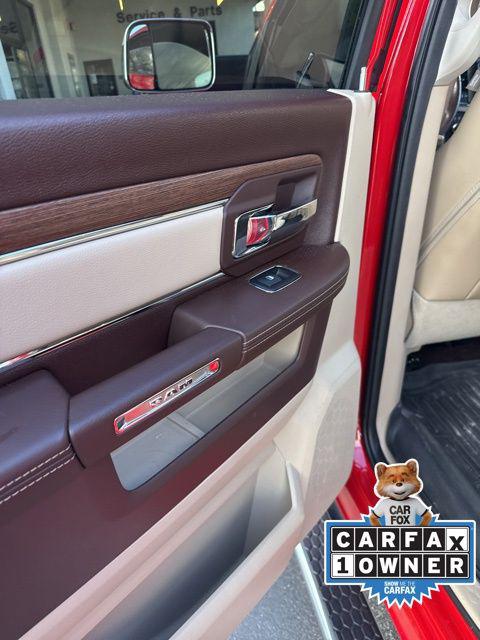 2017 RAM 2500 Laramie Crew Cab 4x4 64 Box 2017 RAM 2500 Laramie Crew Cab 4x4 64 Box