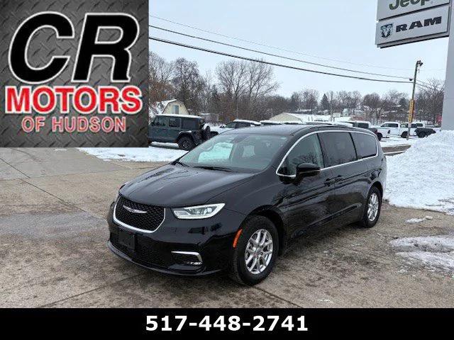 2024 Chrysler Pacifica Touring L 2024 Chrysler Pacifica Touring L