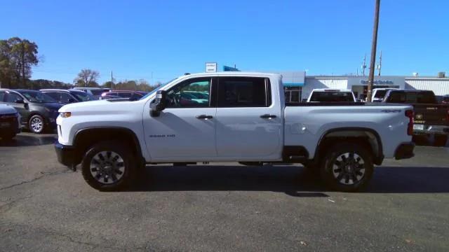 2021 Chevrolet Silverado 2500HD 4WD Crew Cab Standard Bed Custom 2021 Chevrolet Silverado 2500HD 4WD Crew Cab Standard Bed Custom