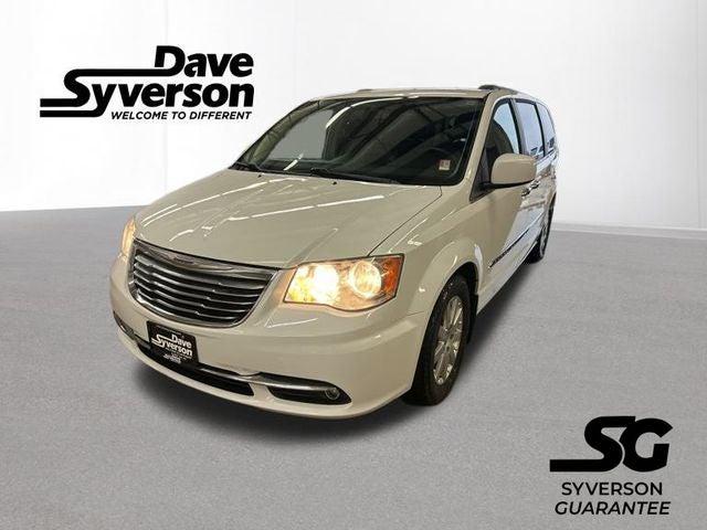 2016 Chrysler Town and Country Touring 2016 Chrysler Town and Country Touring