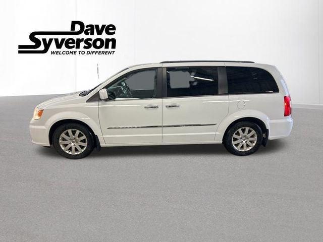 2016 Chrysler Town and Country Touring 2016 Chrysler Town and Country Touring