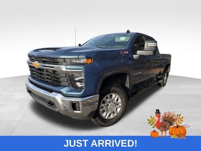 2024 Chevrolet Silverado 2500HD 4WD Crew Cab Standard Bed LT