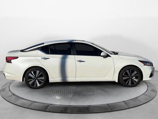 2022 Nissan Altima SV FWD