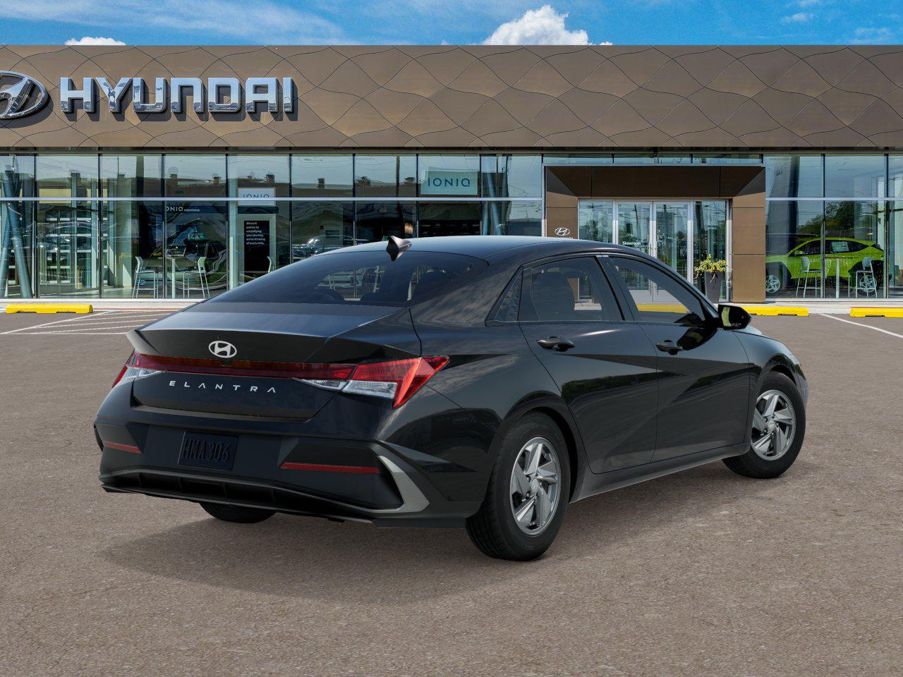 2026 Hyundai Elantra SE photo 2