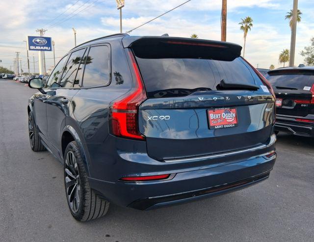 2026 Volvo XC90 Ultra Dark Theme, B6 AWD Gas (mild hybrid), Gasoline, 7 Seats