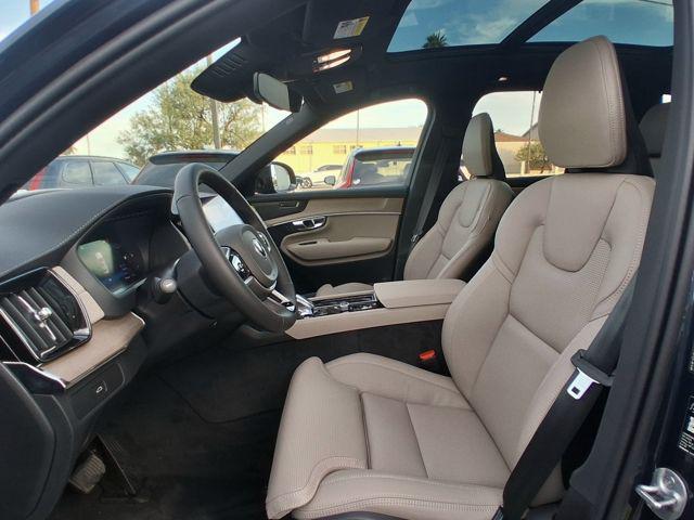 2026 Volvo XC90 Ultra Dark Theme, B6 AWD Gas (mild hybrid), Gasoline, 7 Seats
