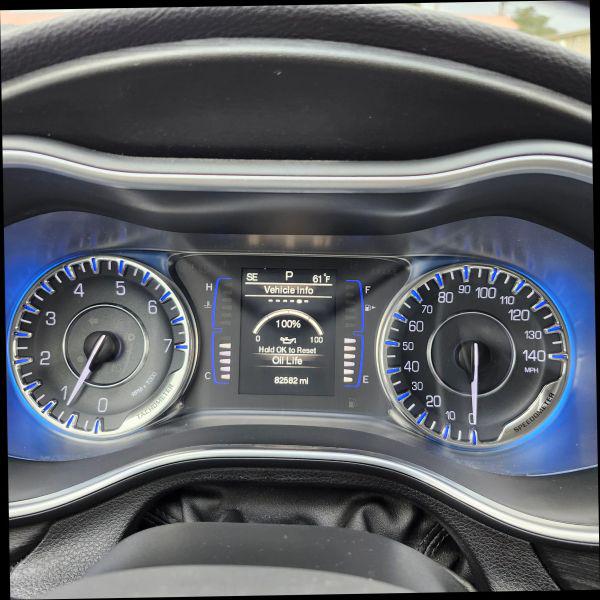 2015 Chrysler 200 LX