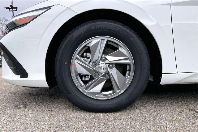 New 2026 Hyundai Elantra SE For Sale in Olive Branch, MS
