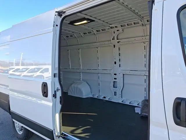 2026 Ram ProMaster Cargo Van Tradesman High Roof 159" WB EXT w/Pass Seat