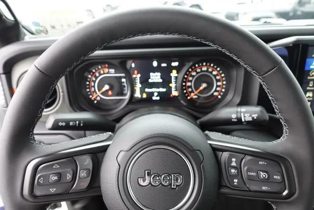 2026 Jeep Gladiator Sport