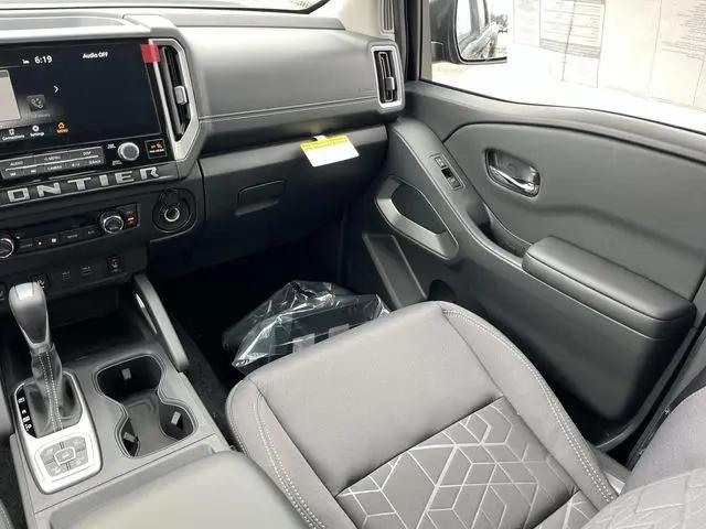 2026 Nissan Frontier Crew Cab SV 4x4