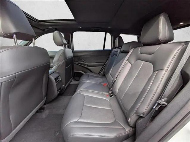 2026 Jeep Cherokee Overland 4x4