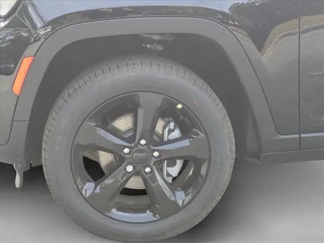 2026 Jeep Grand Cherokee Limited 4x2