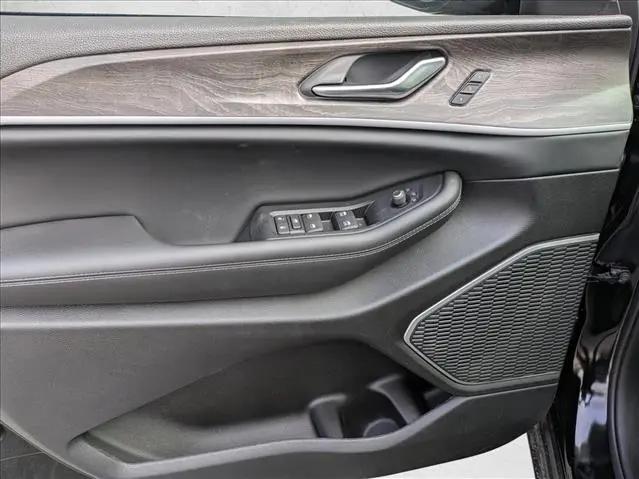 2026 Jeep Grand Cherokee Limited 4x2
