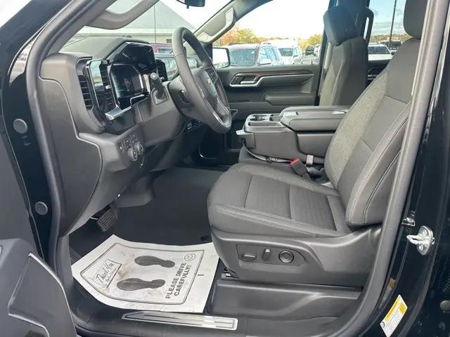 2026 Chevrolet Silverado 1500 4WD Double Cab Standard Bed LT with 2FT