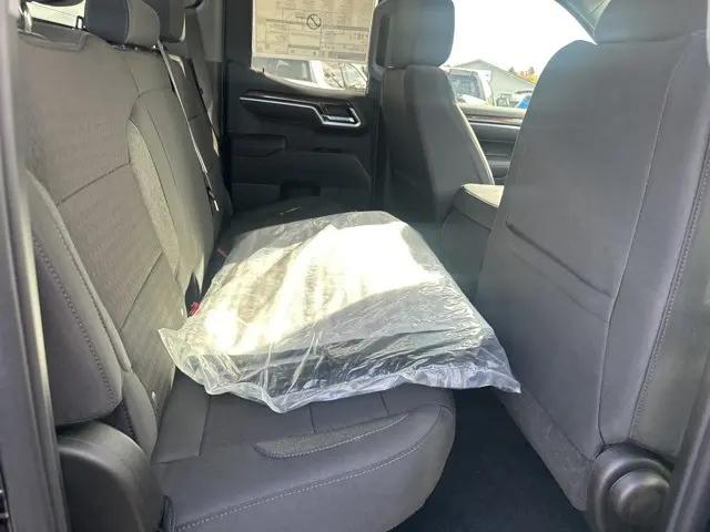 2026 Chevrolet Silverado 1500 4WD Double Cab Standard Bed LT with 2FT