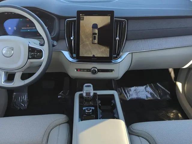 2026 Volvo XC90 Ultra, B6 AWD Gas (mild hybrid), Gasoline, Bright, 7 Seats