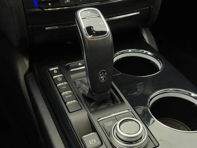 2023 Maserati Ghibli Modena Q4
