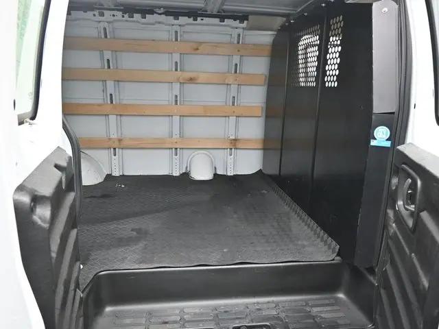 2024 GMC Savana Cargo RWD 2500 Regular Wheelbase Work Van