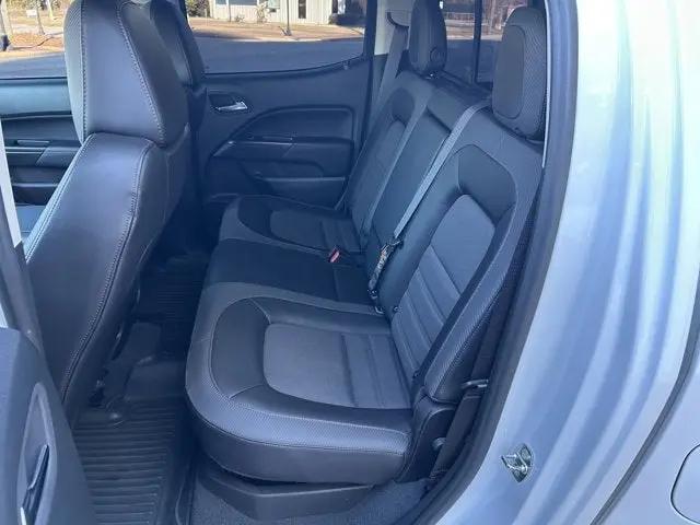 2022 GMC Canyon 4WD Crew Cab Short Box AT4 - Cloth