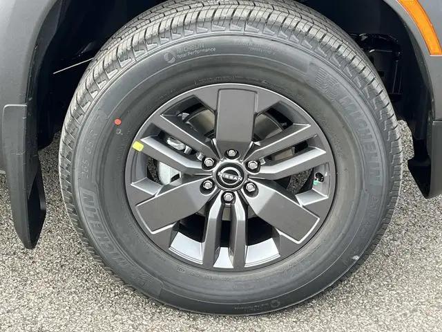 2026 Nissan Frontier Crew Cab Long Bed SV 4x2