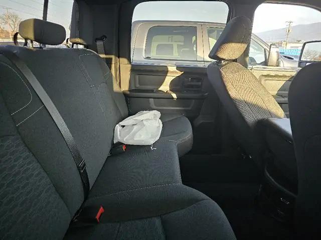 2026 Ram 2500 Black Express Crew Cab 4x4 6'4" Box