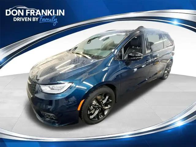 2025 Chrysler Pacifica Limited for sale in Columbia, KY